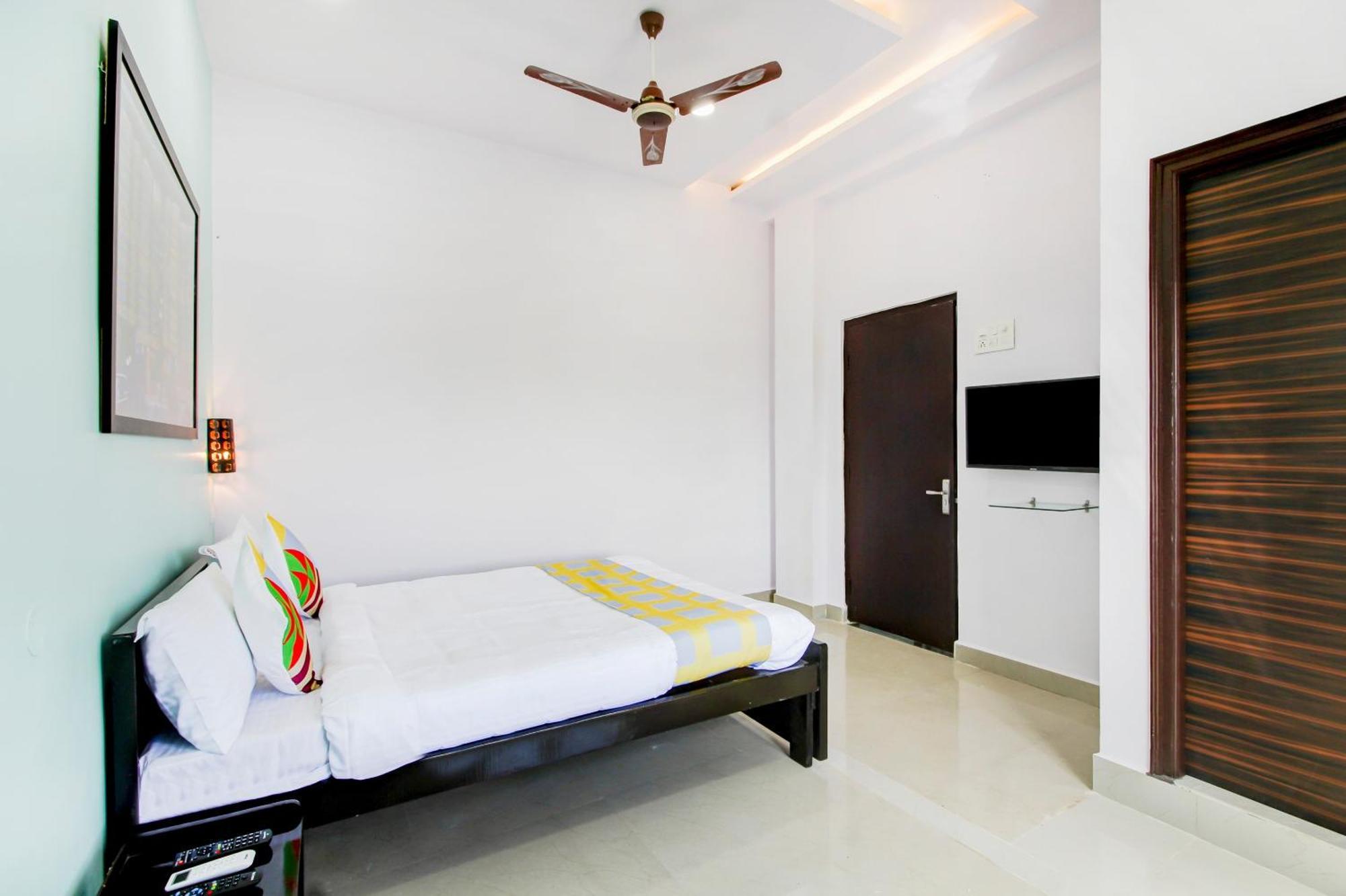 Hotel O Home Comfortable Stays, Near Aasam Gadh Current Office Sururnagar Exterior photo